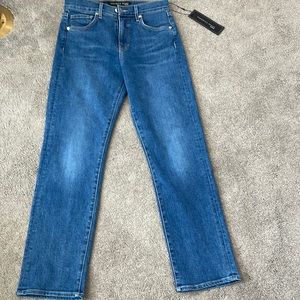 Veronica Beard Rayleigh Slim straight. Brand new adorable jean